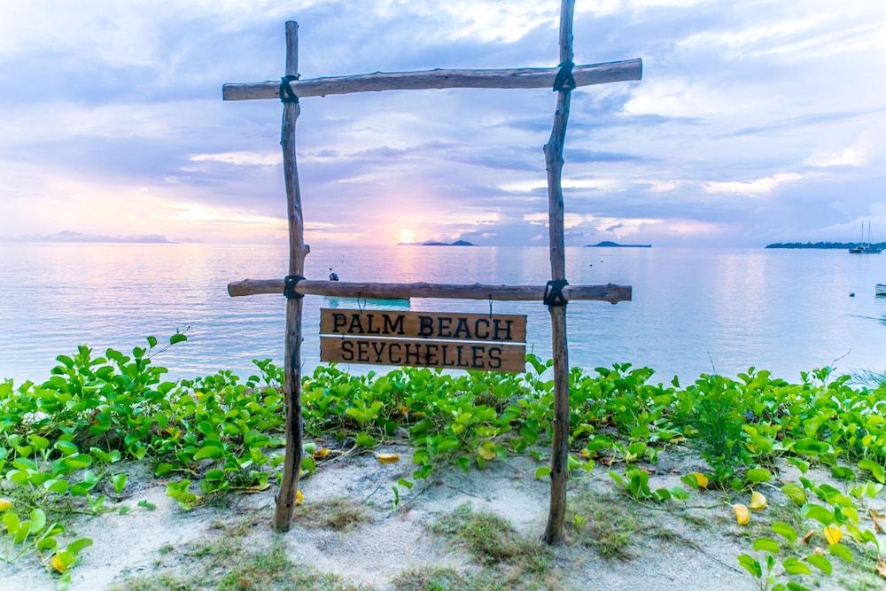 Palm Beach Hotel Grand Anse  Eksteriør bilde